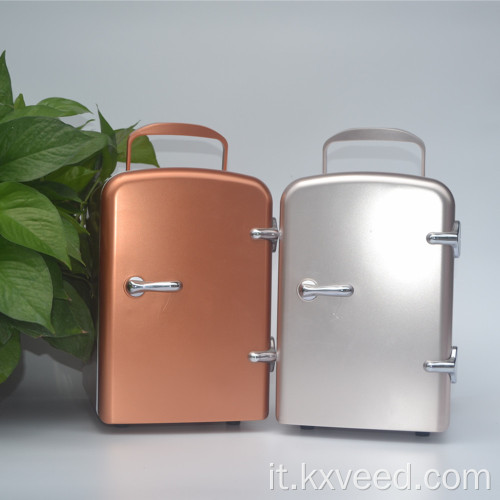 Mini frigo con scaffale rimovibile